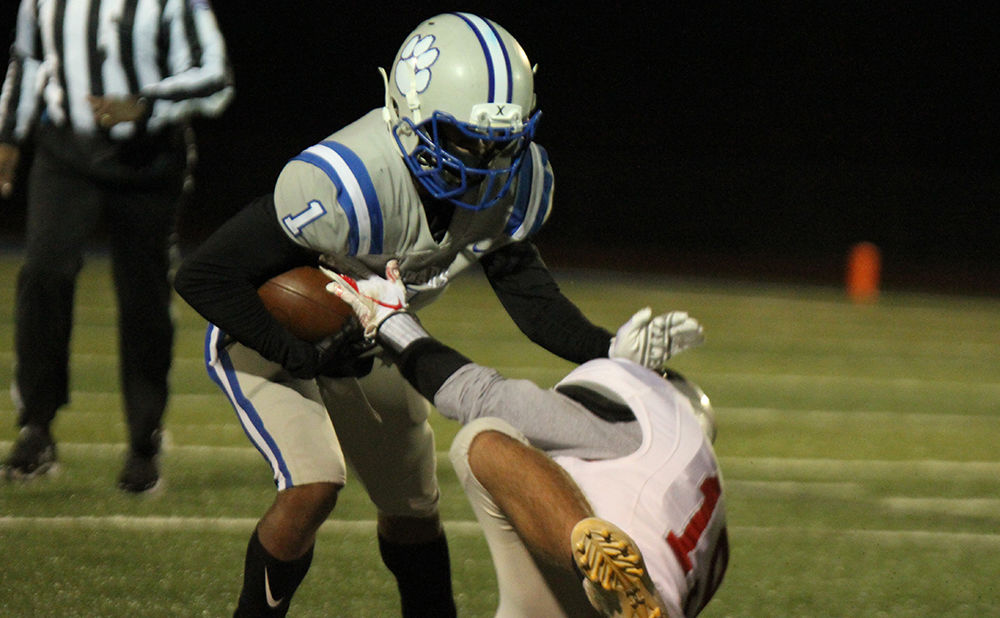Class 3 District 4 Championship Football - Lutheran St. Charles vs Mexico
